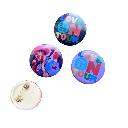 Harry Styles Love on tour button set